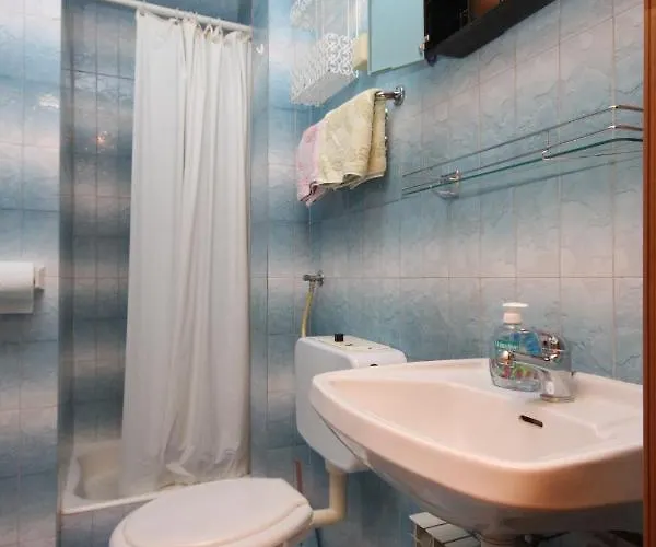 דירה With Parking Space - 6784 מאקרסקה