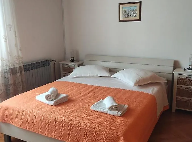 With Parking Space - 6784 * מאקרסקה