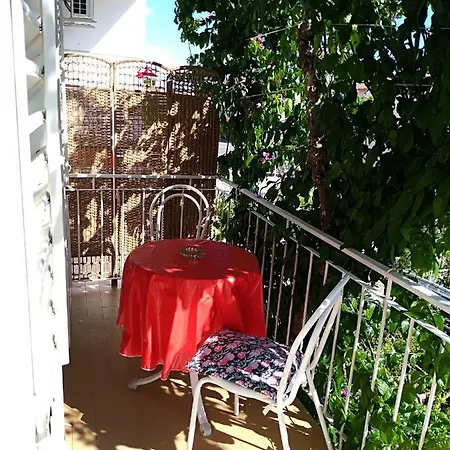 With Parking Space - 6784 Makarska