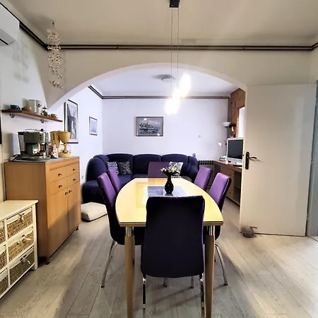 Διαμέρισμα With Parking Space - 6784 *