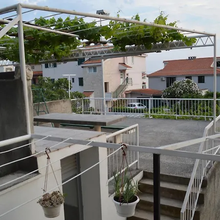 With Parking Space - 6784 Appartement *