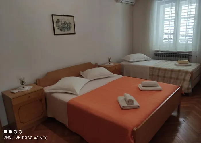 With Parking Space - 6784 Makarska