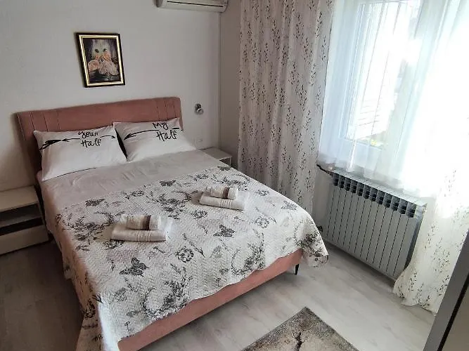 With Parking Space - 6784 * Makarska