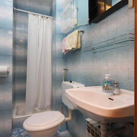 Apartamento With Parking Space - 6784 Makarska